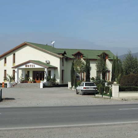 Hotel Emocia Natakhtari Buitenkant foto