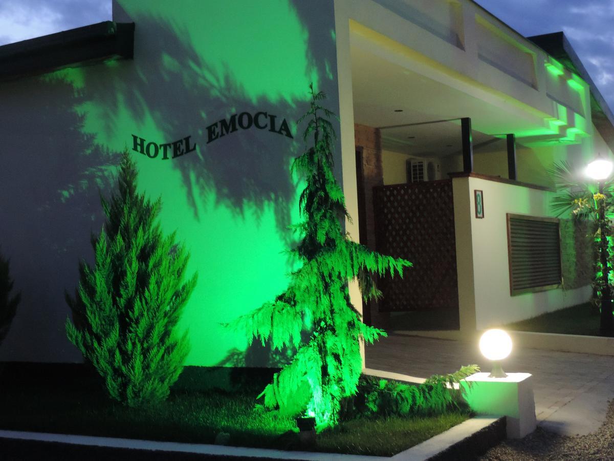 Hotel Emocia Natakhtari Buitenkant foto
