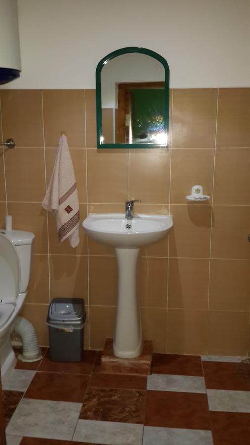Hotel Emocia Natakhtari Buitenkant foto