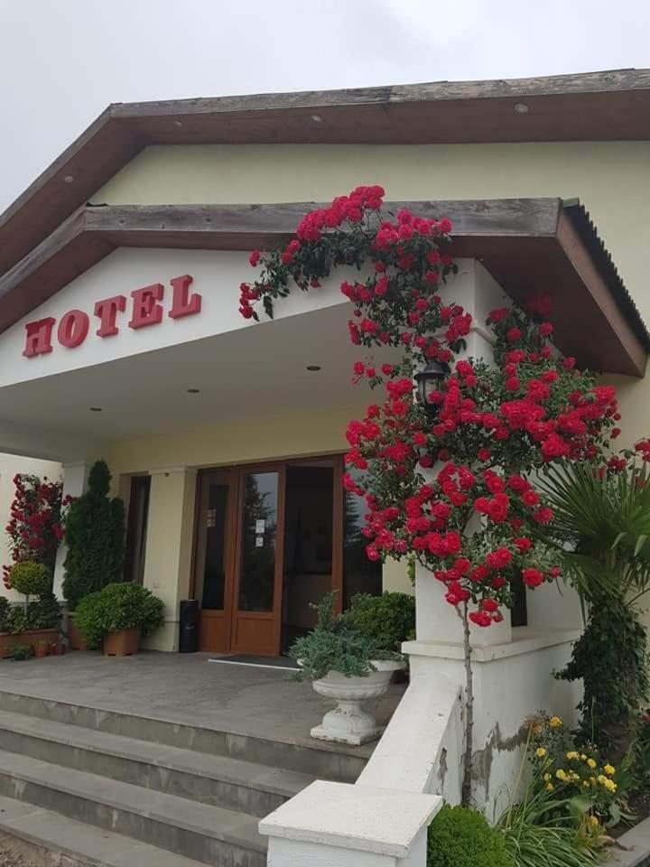 Hotel Emocia Natakhtari Buitenkant foto